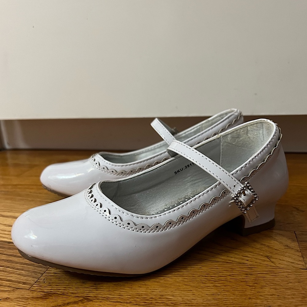 Formal dressy shoes
